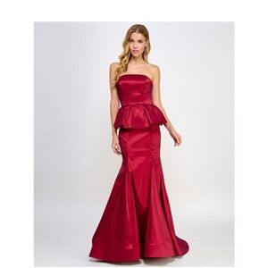 B Darlin Strapless Red‎ Ft or Al homecoming dress so cute